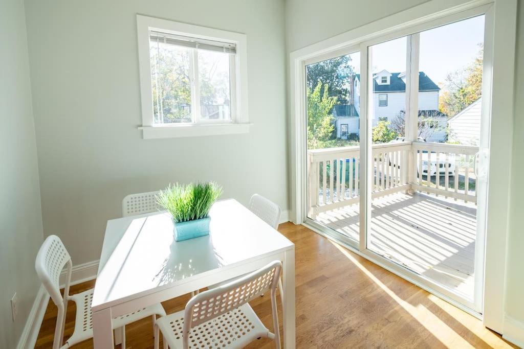 Globetrotters In Historic With Patio * Richmond